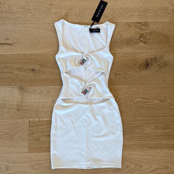 White Fox Mini Dress Cut Out Beaded Lock My Heart Up Size XS Cream - Picture 1 of 4